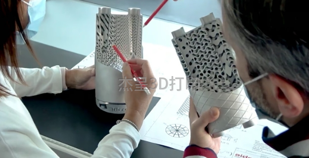 微信截图_20250215170930