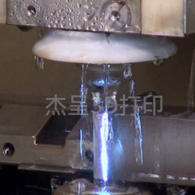 探秘电火花加工的两种类型