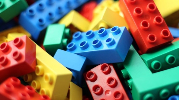 ABS塑料在3D打印中起到什么作用？哪些行业会用到ABS塑料