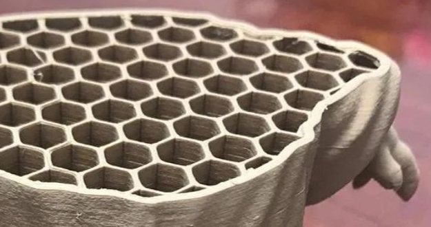 3D打印模型切割面出现裂痕是什么原因